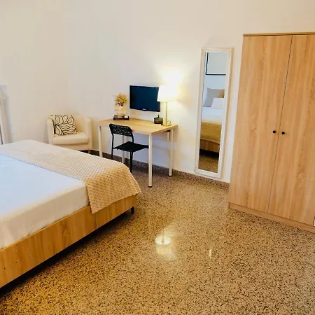 Ninas - Steps From The With Wifi And Air Conditioning Appartement