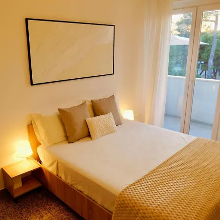 Apartment Ninas - Steps From The With Wifi And Air Conditioning Pescara