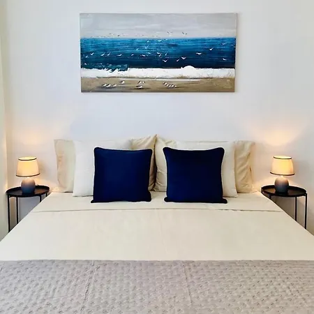 Ninas - Steps From The With Wifi And Air Conditioning Apartment Pescara