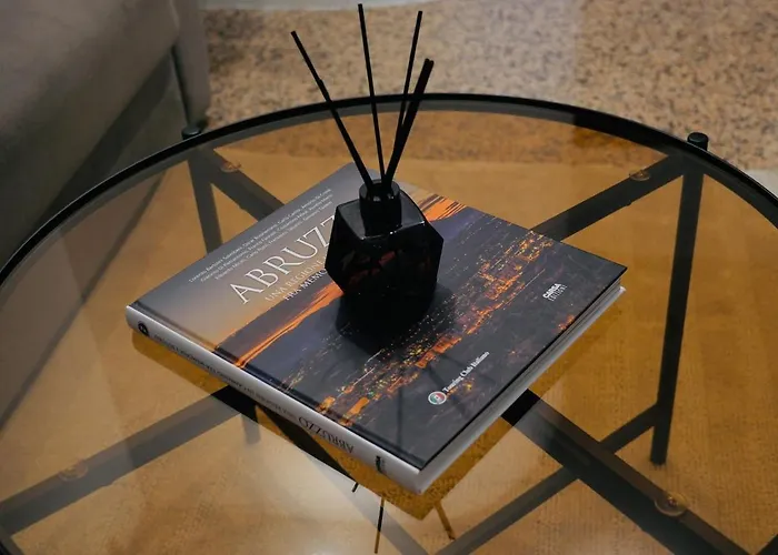 Ninas - Steps From The With Wifi And Air Conditioning *