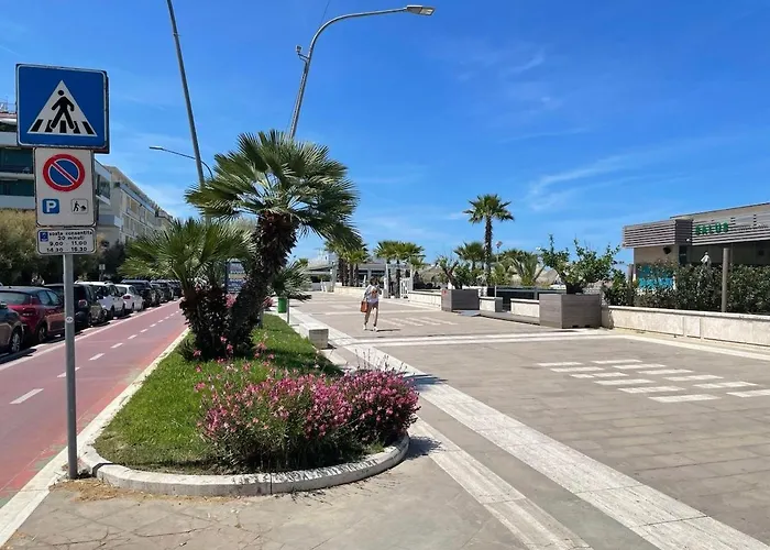 Ninas - Steps From The With Wifi And Air Conditioning Apartament Pescara